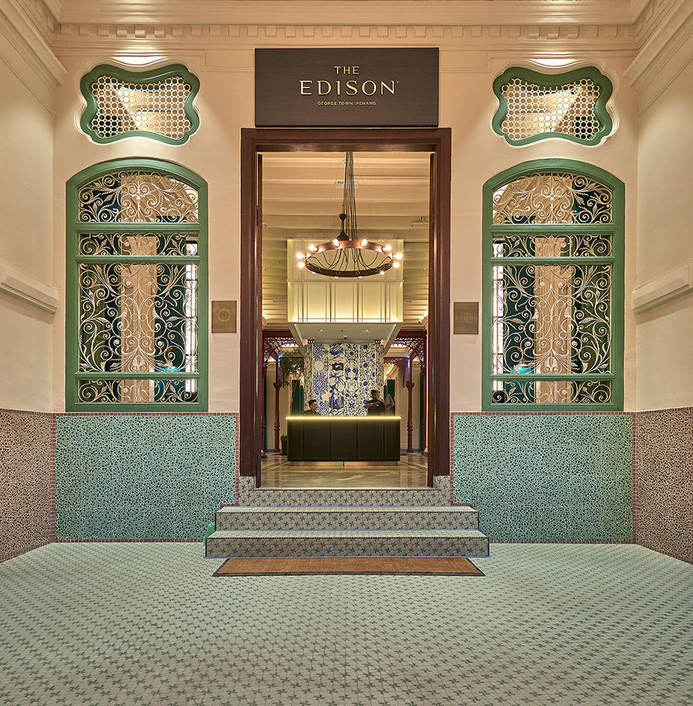 The Edison 4* George Town